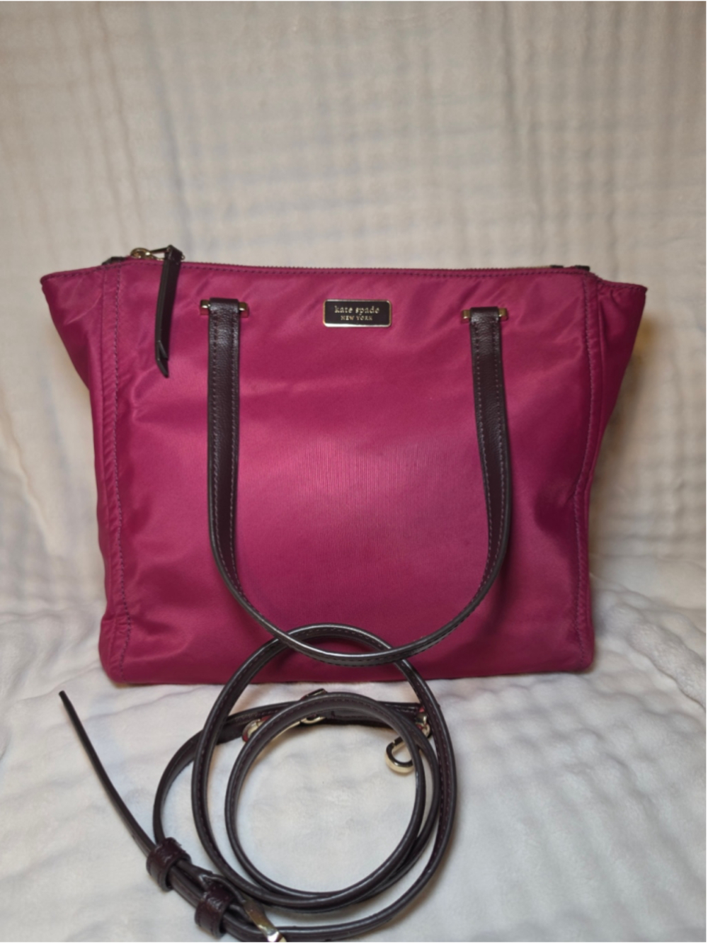 Kate Spade Nylon Shoulder Bag with optional Crossbody Strap
Burgundy and Black - Picture 4 of 12
